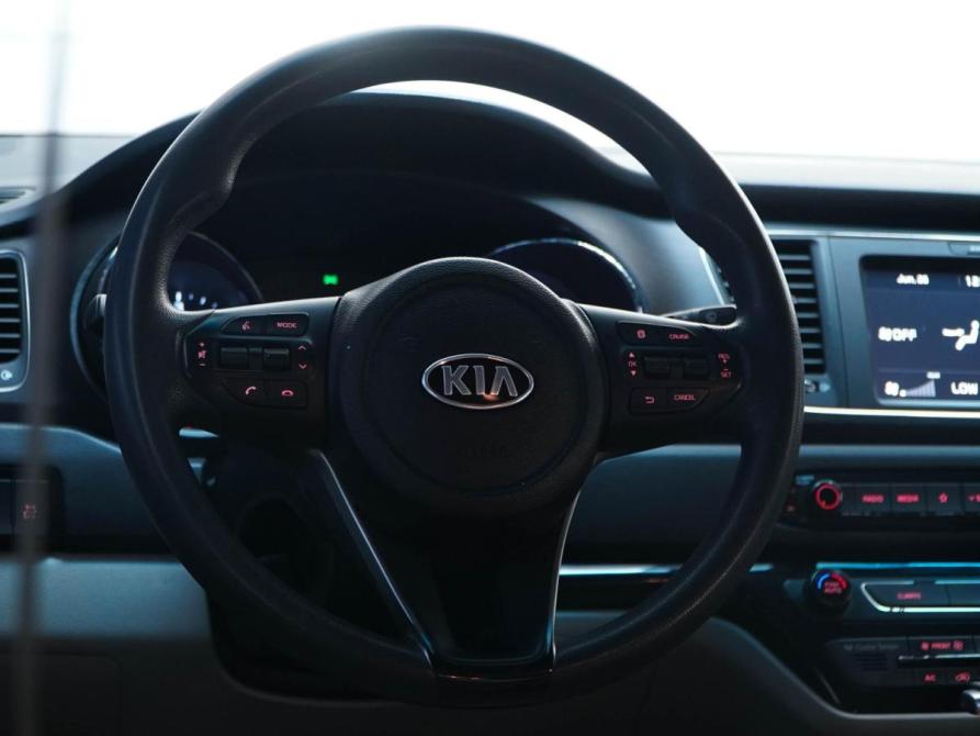 Kia Carnival III Москва  - изображение 14