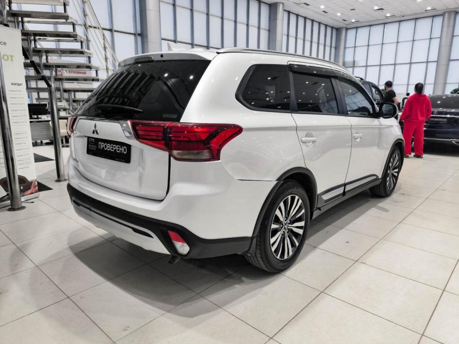 Mitsubishi Outlander III Рестайлинг 3 Казань  - изображение 6