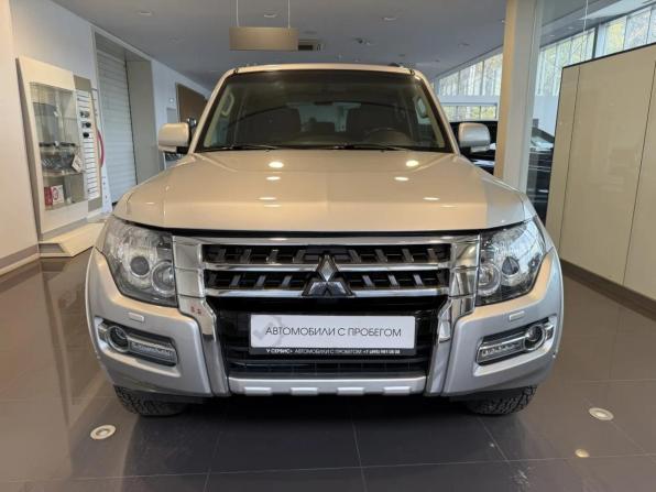 Mitsubishi Pajero IV Рестайлинг 2 с пробегом 2018 года, цена 3 050 000 рублей, 107335 км, внедорожник, Автокод Объявления