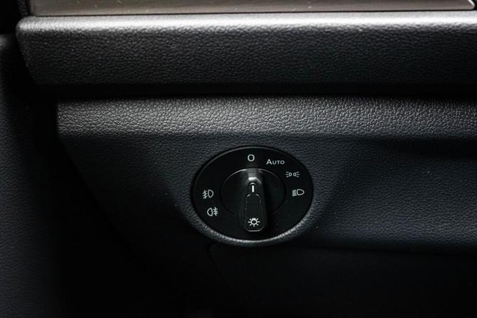 Volkswagen Jetta VII с пробегом 2020 года, цена 2 519 000 рублей, 82856 км, седан, Автокод Объявления