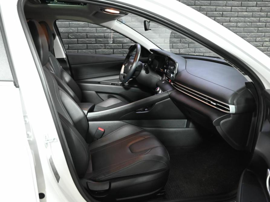 Hyundai Elantra VII (CN7) Рестайлинг Екатеринбург  - изображение 10