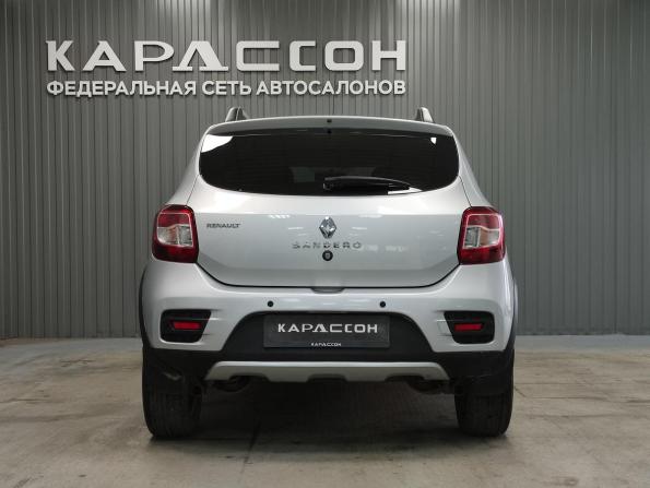 Renault Sandero II с пробегом 2016 года, цена 909 000 рублей, 103402 км, хэтчбек, Автокод Объявления
