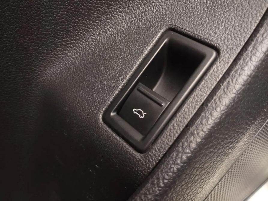 Volkswagen Jetta VI Екатеринбург  - изображение 32