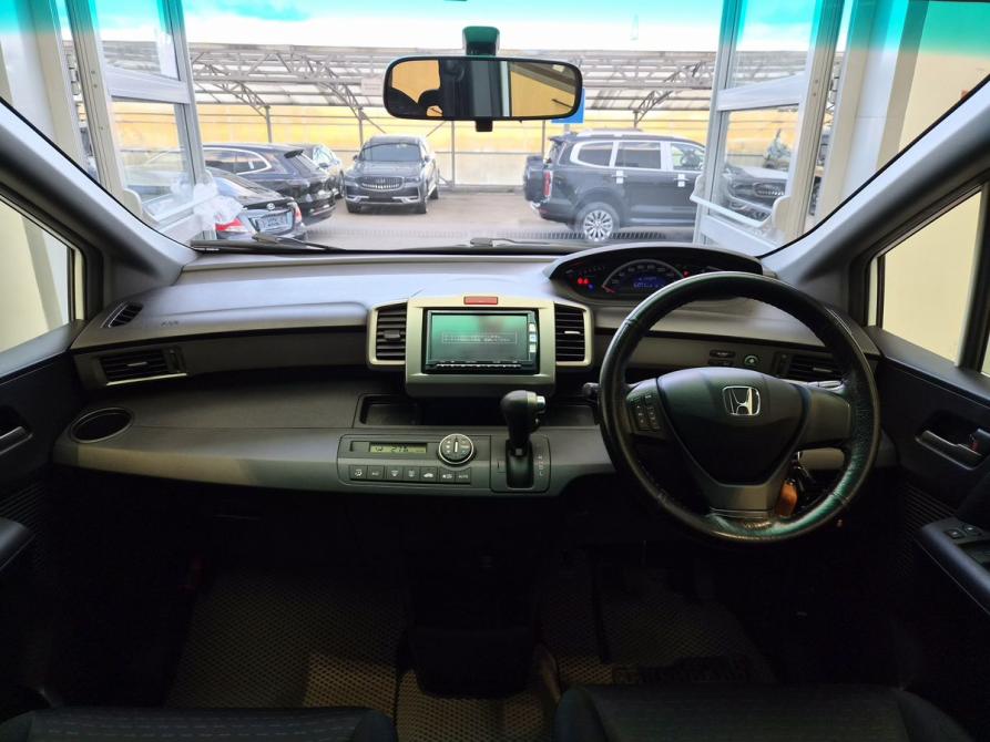 Honda Freed I Рестайлинг Новосибирск  - изображение 8