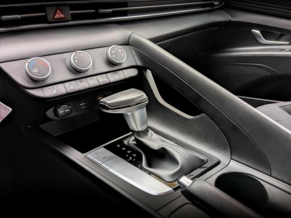Hyundai Elantra VII (CN7) с пробегом 2022 года, цена 1 950 000 рублей, 64685 км, седан, Автокод Объявления