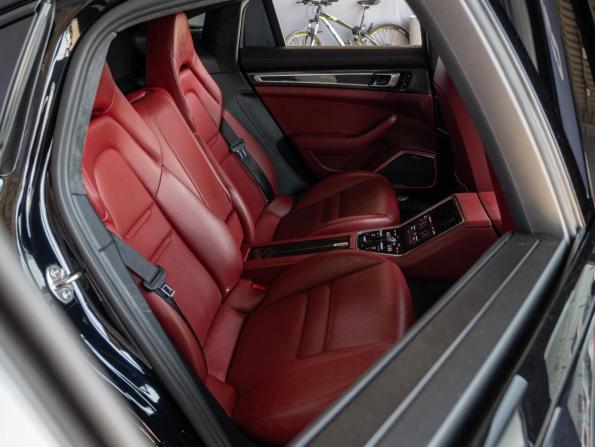Porsche Panamera II с пробегом 2017 года, цена 8 180 000 рублей, 89678 км, лифтбек, Автокод Объявления