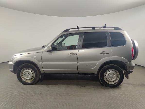 Chevrolet Niva I Рестайлинг с пробегом 2013 года, цена 670 000 рублей, 41332 км, внедорожник, Автокод Объявления