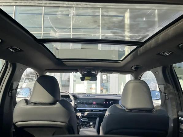 Geely Monjaro I с пробегом 2024 года, цена 3 520 000 рублей, 30213 км, внедорожник, Автокод Объявления