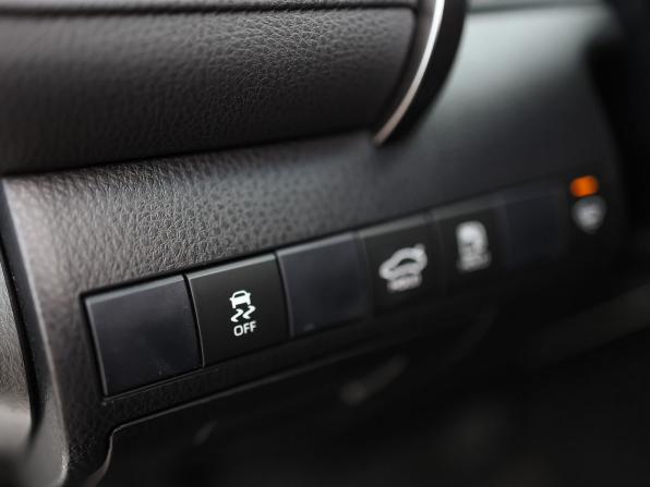 Toyota Camry VIII (XV70) с пробегом 2020 года, цена 3 229 000 рублей, 75246 км, седан, Автокод Объявления