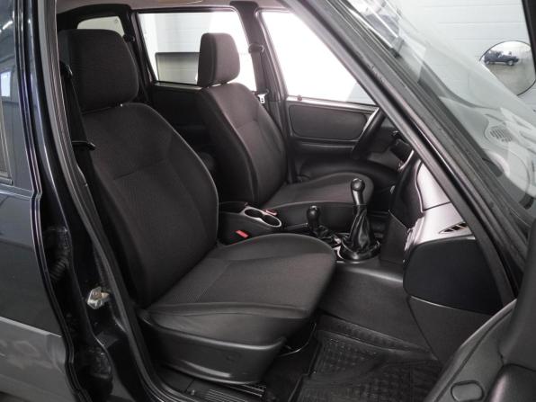 Chevrolet Niva I Рестайлинг с пробегом 2015 года, цена 669 000 рублей, 83883 км, внедорожник, Автокод Объявления