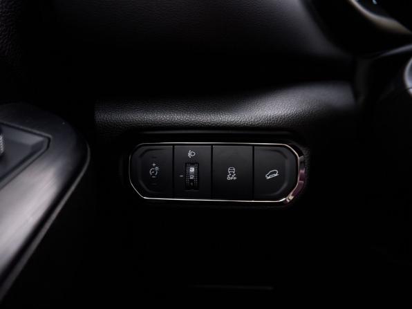 Haval Jolion I Рестайлинг с пробегом 2024 года, цена 1 788 200 рублей, 85156 км, внедорожник, Автокод Объявления