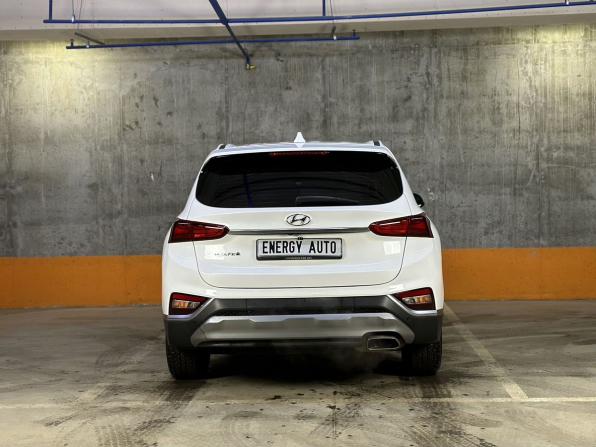Hyundai Santa Fe IV с пробегом 2019 года, цена 2 700 000 рублей, 93290 км, внедорожник, Автокод Объявления