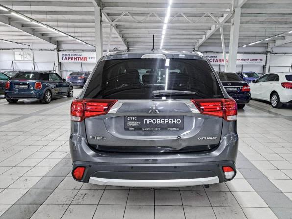 Mitsubishi Outlander III Рестайлинг 2 с пробегом 2015 года, цена 1 750 000 рублей, 141200 км, внедорожник, Автокод Объявления