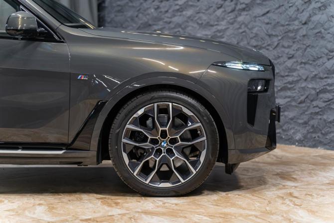 Новый BMW X7 I (G07) Рестайлинг 2026 года, цена 18 490 000 рублей, внедорожник, Автокод Объявления