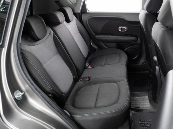 Kia Soul II Рестайлинг с пробегом 2019 года, цена 1 819 000 рублей, 84979 км, хэтчбек, Автокод Объявления