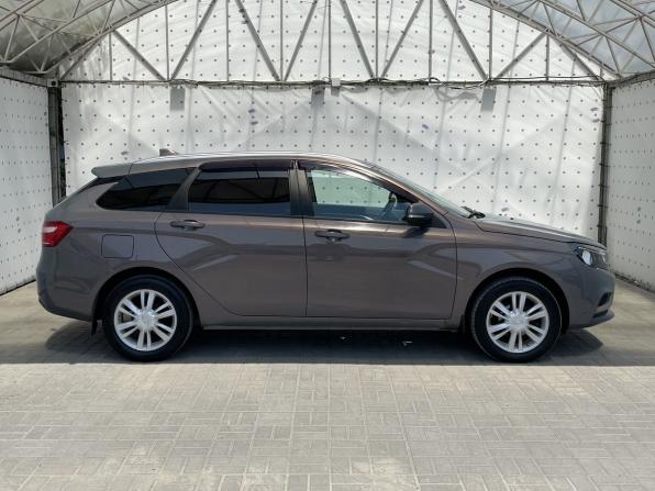 Lada (ВАЗ) Vesta I с пробегом 2017 года, цена 1 030 000 рублей, 103982 км, универсал, Автокод Объявления