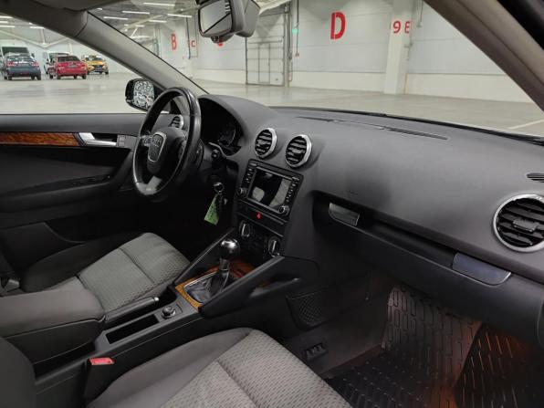 Audi A3 II (8P) Рестайлинг 2 с пробегом 2012 года, цена 900 000 рублей, 172601 км, хэтчбек, Автокод Объявления