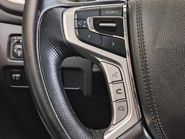 Mitsubishi Pajero Sport III с пробегом 2019 года, цена 2 800 000 рублей, 157706 км, внедорожник, Автокод Объявления
