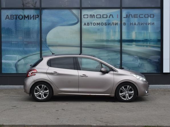 Peugeot 208 I с пробегом 2013 года, цена 604 000 рублей, 132008 км, хэтчбек, Автокод Объявления