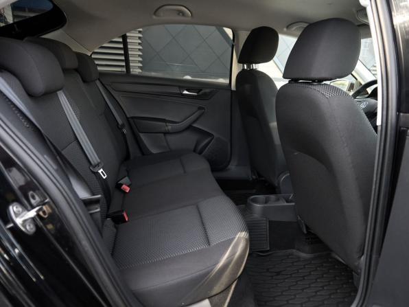 Volkswagen Polo VI с пробегом 2021 года, цена 1 630 000 рублей, 117987 км, лифтбек, Автокод Объявления