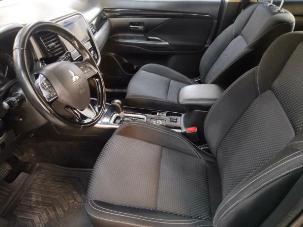 Mitsubishi Outlander III Рестайлинг 3 с пробегом 2019 года, цена 2 321 269 рублей, 139537 км, внедорожник, Автокод Объявления