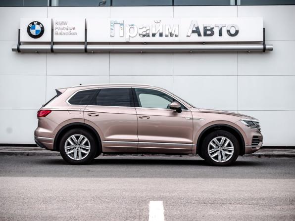Volkswagen Touareg III с пробегом 2019 года, цена 5 200 000 рублей, 77371 км, внедорожник, Автокод Объявления