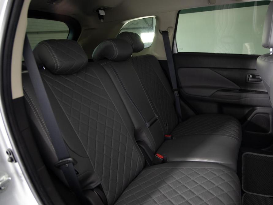 Mitsubishi Outlander III Рестайлинг 3 Санкт-Петербург  - изображение 13