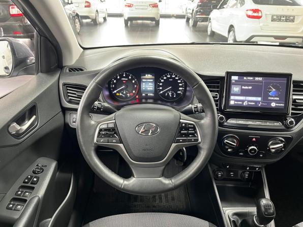 Hyundai Solaris II Рестайлинг с пробегом 2021 года, цена 1 488 000 рублей, 47193 км, седан, Автокод Объявления