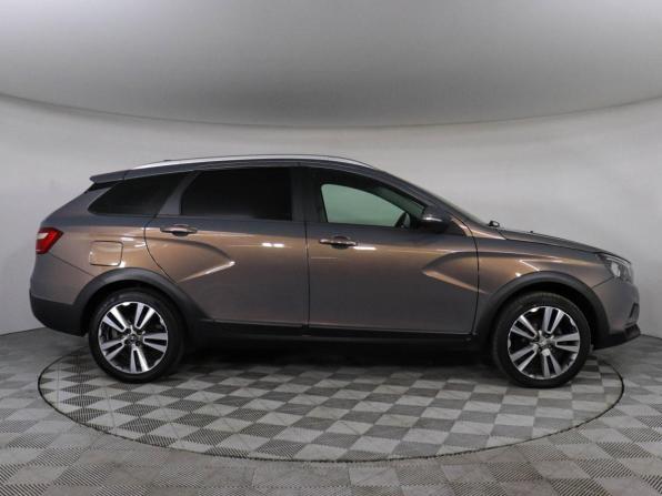 Lada (ВАЗ) Vesta I с пробегом 2019 года, цена 1 397 000 рублей, 32798 км, универсал, Автокод Объявления
