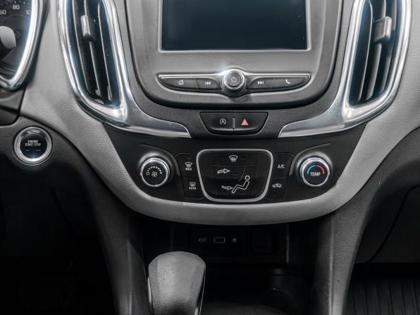 Chevrolet Equinox III Рестайлинг с пробегом 2022 года, цена 2 749 900 рублей, 113830 км, внедорожник, Автокод Объявления