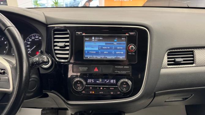 Mitsubishi Outlander III с пробегом 2013 года, цена 1 353 000 рублей, 141781 км, внедорожник, Автокод Объявления