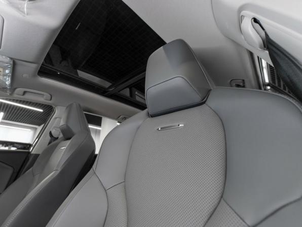 Toyota RAV4 VI (XA60) с пробегом 2026 года, цена 4 500 000 рублей, 30 км, внедорожник, Автокод Объявления