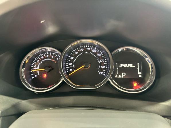Renault Logan II Рестайлинг с пробегом 2019 года, цена 1 155 000 рублей, 124220 км, седан, Автокод Объявления
