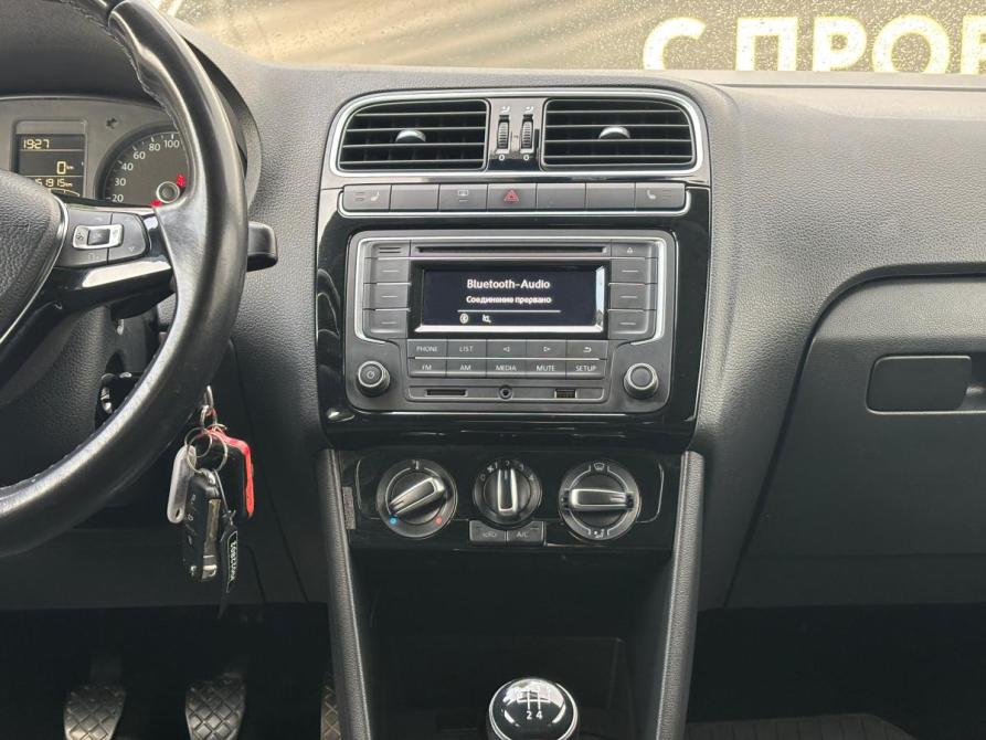 Volkswagen Polo V Рестайлинг Пермь  - изображение 11