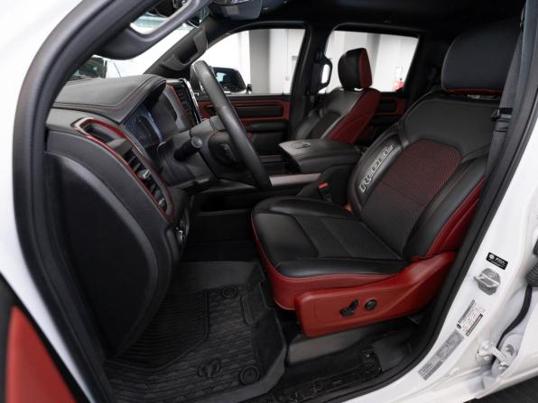 Ram 1500 V Рестайлинг с пробегом 2024 года, цена 6 700 000 рублей, 62222 км, пикап, Автокод Объявления