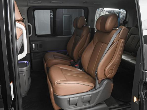 Hyundai Staria I с пробегом 2022 года, цена 5 519 000 рублей, 71124 км, минивэн, Автокод Объявления