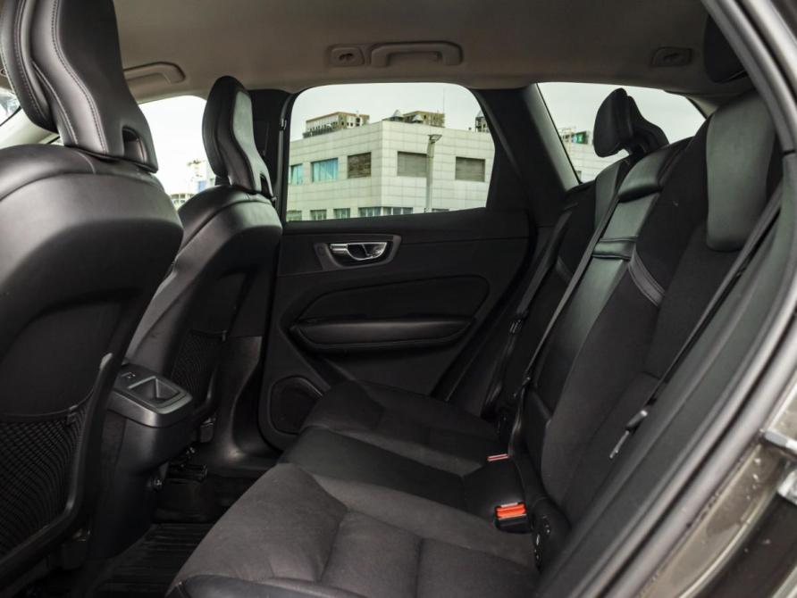 Volvo XC60 II Москва  - изображение 14