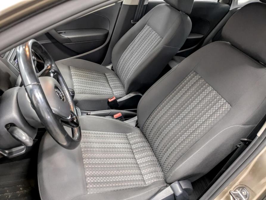 Volkswagen Polo V Рестайлинг Санкт-Петербург  - изображение 20