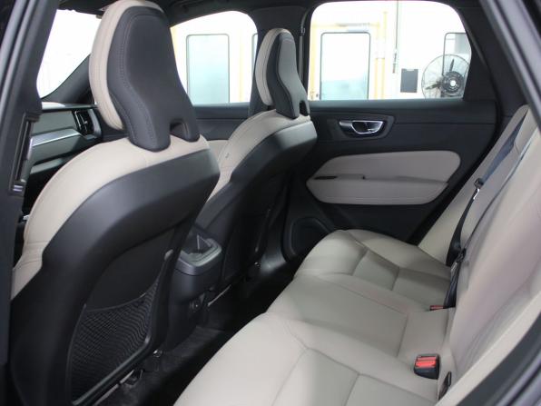 Volvo XC60 II Рестайлинг 2 с пробегом 2025 года, цена 6 050 000 рублей, 20 км, внедорожник, Автокод Объявления
