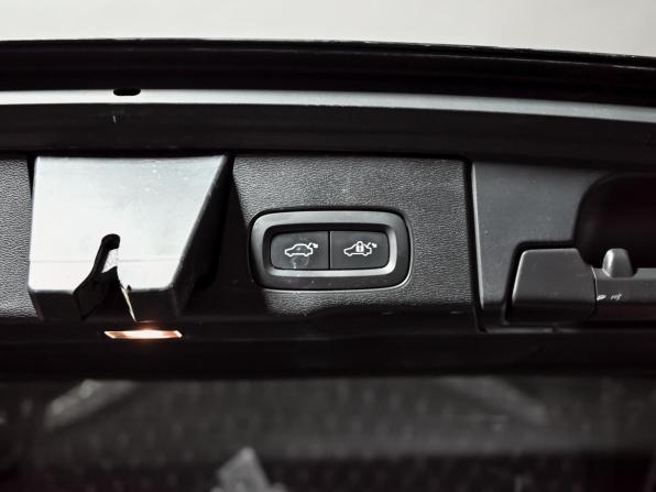Volvo XC60 II с пробегом 2019 года, цена 3 700 000 рублей, 97171 км, внедорожник, Автокод Объявления