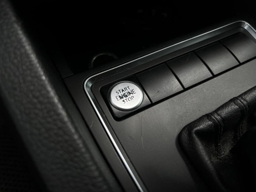 Volkswagen Jetta VI Рестайлинг Альметьевск  - изображение 19