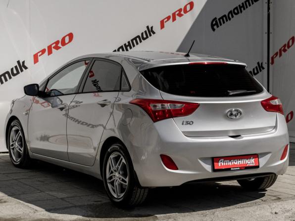 Hyundai i30 II с пробегом 2013 года, цена 1 000 000 рублей, 218096 км, хэтчбек, Автокод Объявления