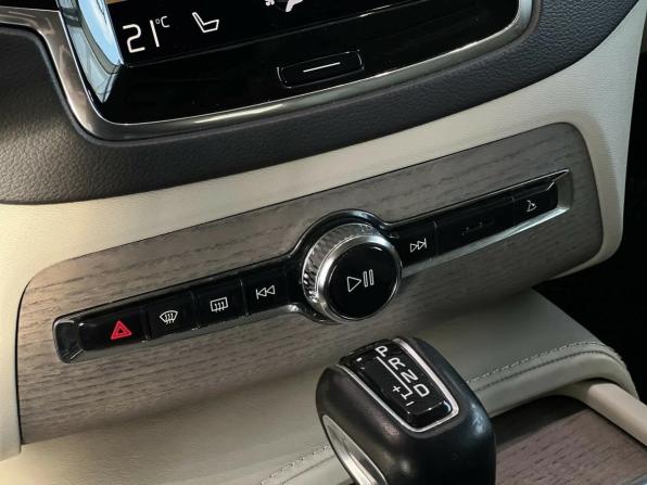 Volvo XC90 II Рестайлинг 1 с пробегом 2020 года, цена 5 295 000 рублей, 78439 км, внедорожник, Автокод Объявления