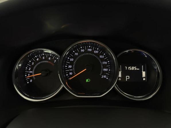 Renault Sandero II Рестайлинг с пробегом 2019 года, цена 1 270 000 рублей, 71582 км, хэтчбек, Автокод Объявления