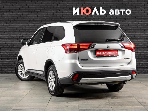 Mitsubishi Outlander III Рестайлинг 2 с пробегом 2016 года, цена 1 950 000 рублей, 166967 км, внедорожник, Автокод Объявления