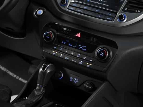 Hyundai Tucson III Рестайлинг с пробегом 2018 года, цена 1 699 000 рублей, 135000 км, внедорожник, Автокод Объявления