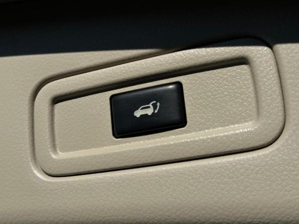 Nissan Murano II (Z51) Рестайлинг 2 с пробегом 2011 года, цена 1 045 000 рублей, 220000 км, внедорожник, Автокод Объявления