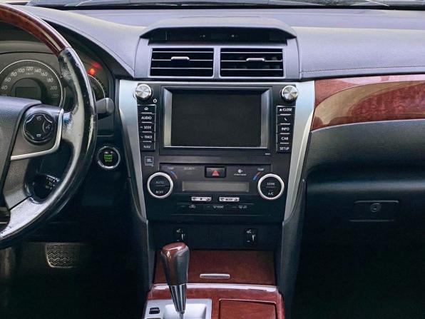 Toyota Camry VII (XV50) с пробегом 2012 года, цена 1 630 000 рублей, 212181 км, седан, Автокод Объявления