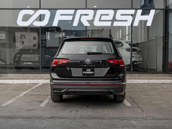 Volkswagen Tiguan II Рестайлинг (China Market) с пробегом 2025 года, цена 3 799 000 рублей, 40 км, внедорожник, Автокод Объявления