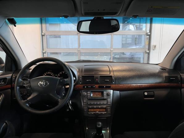 Toyota Avensis II Рестайлинг с пробегом 2008 года, цена 728 000 рублей, 392679 км, седан, Автокод Объявления